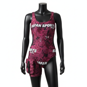 Maillot de bain femme en polyester et élasthanne premium, camouflage bordeaux, panneaux latéraux en mesh noir, logo personnalisé par sublimation. - Product Image 6