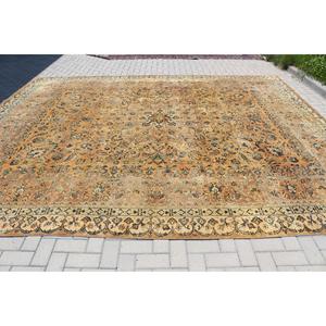 พรมวินเทจตุรกีรักษ์โลก ขนาด 11.1x13.5 ฟุต (339x412 ซม.) สีน้ำตาลลายปะติดต้นไม้และพืช พรมขนสัตว์พร้อมแผ่นรองยางลาเท็กซ์ - Product Image 3