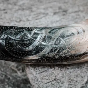 Décorations de Noël sur le thème des Vikings corne de buffle sculptée à la main corne à boire support élégant pour animaux nautiques artisanat en métal naturel - Product Image 3