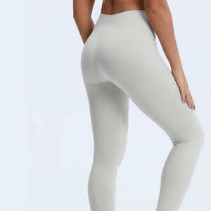 กางเกงเลกกิ้งออกกำลังกายเอวสูงสำหรับผู้หญิง ดีไซน์ไร้ตะเข็บ พิมพ์ลาย กระชับสัดส่วน ยกกระชับสะโพก มีกระเป๋า - Product Image 2