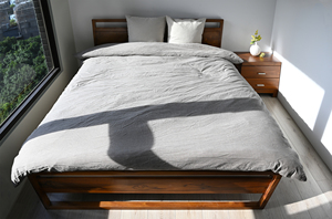 Lit en teck de style fusion européen-chinois moderne |   Lit Queen King-Size, luxe durable, conçu pour la maison sophistiquée - Product Image 5