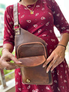 Bolsas de viaje de hombro de cuero genuino Unisex con estilo, bolso de mano, bolsas de dinero multiusos, bolsas de pecho útiles de alta calidad - Product Image 5