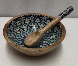 Plateau de cuisine et de Table en forme de cœur en bois d'acacia naturel imprimé d'émail à l'intérieur du bol vente en gros bol de service de salade - Product Image 2