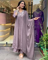 Ensemble Anarkali Kurta de créateur indien et pakistanais pour femmes inspiré de Bollywood avec la collection exclusive Dupatta et Pant