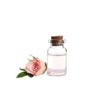 Brumes d'eau d'hydrolat de rose en vrac : Solutions d'eau d'hydrolat de rose en gros pour des produits améliorant la peau et le bien-être - Product Image 1