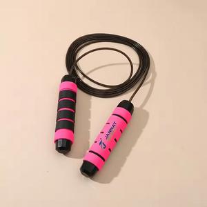 เชือกกระโดดดิจิตอลคุณภาพสูง ปี 2026 ด้ามจับไม้ น้ำหนักเบา ผลิตจากลวดพีวีซีหรือเคลือบ สำหรับการหมุนที่รวดเร็ว (ครอสฟิต, มวย) - Product Image 4