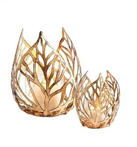 Aporta calidez a tu espacio con este candelabro votivo de metal de hermoso diseño con diseño cortado con láser - Product Image 6