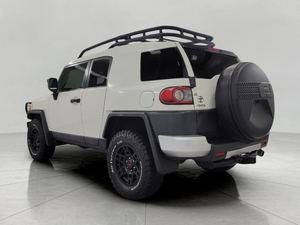 Arrivée en grande beauté! Véhicule personnel d'occasion Toyota FJ Cruiser 4x4 4L SUV 2013 - Product Image 5