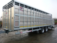 Semi-remorque durable en aluminium résistante de transport d'animaux d'utilisation de ferme de remorque de transport de bétail et de bétail avec la ventilation latérale