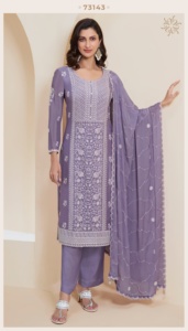 Excellente qualité Tendance Salwar Kameez pour les femmes s'adapte parfaitement et couleurs vives pour une tenue formelle et décontractée au meilleur prix - Product Image 3