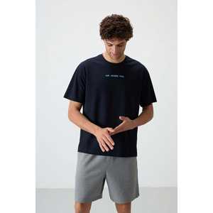 Camiseta Azul Marino 100% Algodón para Hombre, Corte Holgado con Textura Gruesa y Tejido de Punto Estampado-88364 - Product Image 3