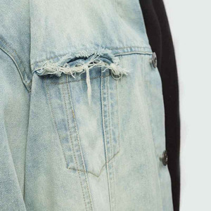 Nouvelle veste en denim dégradé automne-hiver sur mesure pour hommes, style américain délavé et vieilli, avec revers uni. - Product Image 6