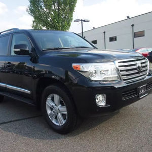 Toyota Land Cruiser 2013 en Venta / Disponible para la Venta con Bajo Kilometraje, Motor de Gasolina, Auto Usado en Excelentes Condiciones y Sin Accidentes, Volante a la Izquierda - Product Image 1
