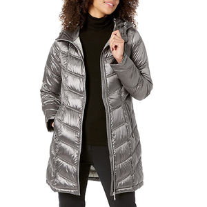 Veste à bulles tricotée légère coupe ajustée pour femmes pour l'automne veste de vêtements d'hiver respirants avec logo brodé personnalisé - Product Image 4