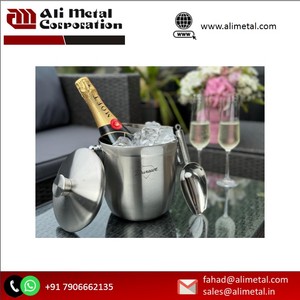 Seau à glace en aluminium et acier inoxydable avec poignée Refroidisseur de vin de mariage pour le champagne et autres boissons - Product Image 3