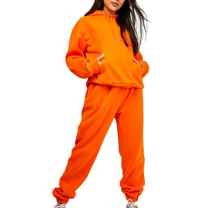 Taille personnalisée pas cher prix femmes survêtements pour la rue nouvelle arrivée mode décontractée femmes survêtement extérieur - Product Image 3