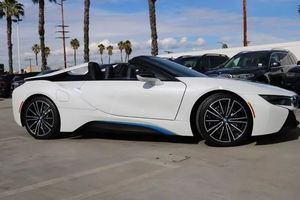 Auto Usado en Buen Estado, BMW i8 Base Convertible 2020, Envío a Todo el Mundo - Product Image 6