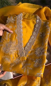 ชุดปาร์ตี้ดีไซน์เนอร์ผ้าโปร่งบางแบบหนักพร้อมด้วย dupatta - Product Image 2