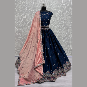 Derniers vêtements de soirée indiens de créateur Collection Lehenga de Royal Export Surat Gujarat Grossiste de broderie assortie - Product Image 1