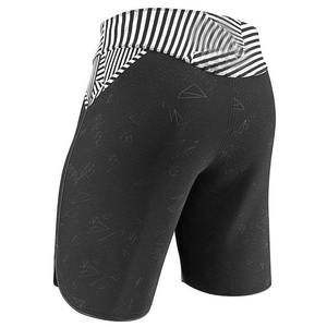 Shorts de boxe MMA unisexes les plus demandés, impression personnalisée, design confortable, séchage rapide, respirant, tissu polyester et élasthanne, adulte - Product Image 3