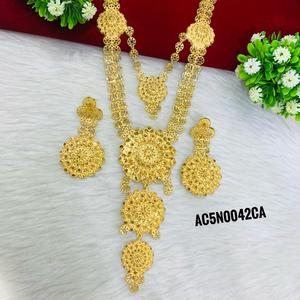 Long classique fleur boîte chaîne collier ensemble pour femmes en laiton plaqué or 28 pouces - Product Image 3