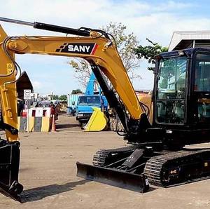 Excavatrice sur chenilles Sanyy SY55 d'occasion de qualité supérieure avec composant central en parfait état - Product Image 6