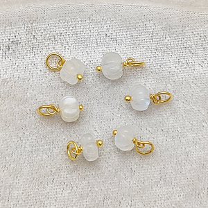 Arc-en-ciel Moonstone Gemstone Pendentif Citrouille Sculpté Fil Enroulé Gemstone Charm - Product Image 5