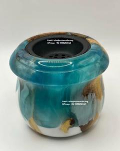 Soporte de incienso de resina tradicional hecho a mano con base de madera orgánica, aromaterapia de Otoño de tono terroso para espacios naturales - Product Image 1