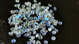 Haute qualité bleu Flashy blanc arc-en-ciel pierre de lune forme ronde pierres précieuses à facettes pour la fabrication de bijoux bricolage fournisseur inde - Product Image 6