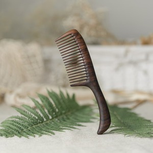 Peine de Bambú Ecológico para Barba y Cabello, Suministro Directo de Fábrica, Ideal para Viajes, Hogar y Regalos, Disponible a un Precio Accesible - Product Image 1