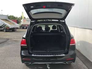 GLE SUV 2019 Usado con Interior Oscuro, Asientos de Cuero, Control de Crucero ACC, Transmisión Automática de 6 Velocidades, Techo Solar, 4 Asientos, Luces LED - Product Image 4