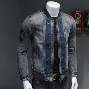Veste en jean pour homme surdimensionnée déchirée de style streetwear, imprimée, en denim délavé, en gros, de qualité supérieure - Product Image 6