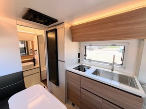 Remolque Camper XPLORE RV S145 2025 Todoterreno para Uso en Auto/Vehículo, Capacidad para 4-6 Personas, Color Negro, Una Habitación con Aire Acondicionado - Product Image 4