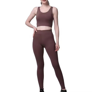 Nouveau design élégant Ensembles de yoga respirants à séchage rapide pour femmes Vêtements de fitness décontractés pour la salle de sport Imperméable Grande taille Caractéristique Motif solide - Product Image 4
