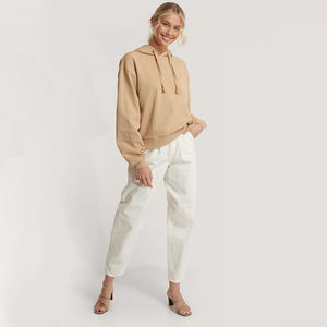 Sudadera Corta con Hombros Caídos Extra Grande Personalizada para Mujer, Sudadera Corta de Algodón 100%, Estilo Urbano, Holgada, Sudadera con Capucha para Mujer - Product Image 5