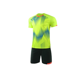 Ensemble complet de maillots de football sur mesure pour hommes, impression de haute qualité, vente en gros, vêtements de football confortables de haute qualité, meilleur design - Product Image 6