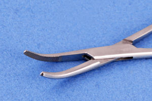 Pinzas Hemostáticas Delicadas Kelly de 140 mm - Rectas/Curvas, Pinzas Hemostáticas de Acero Inoxidable de 14 cm - Product Image 4