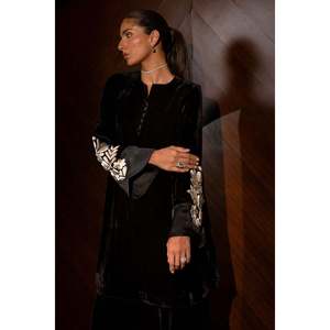 Conjunto de Traje para Mujer de Audrey - Product Image 4