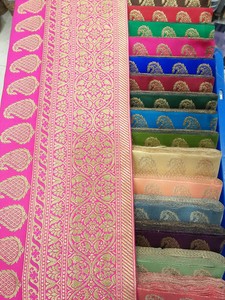 Floral brodé sur mesure de plusieurs façons de couleur dans des conceptions ethniques à des fins diverses en grande largeur et tailles pour la revente. - Product Image 6