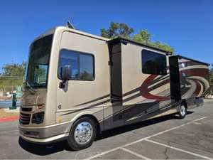 Seminuevo Clean 2018 Fleetwood BOUNDER 35P - Product Image 2