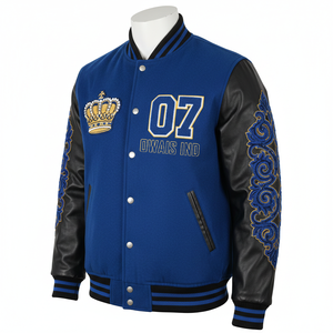 Veste universitaire en laine grise pour homme avec manches en cuir marron, logo brodé A 18 sur le devant, style preppy, vêtement d'automne - Product Image 4