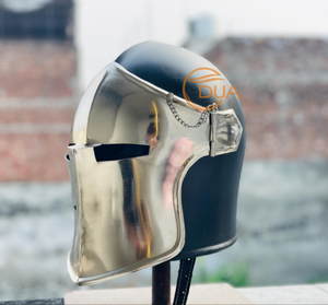Casque Barbuta, armure de chevalier italien médiéval avec plaque faciale argentée, dôme noir et détails de ventilation en forme de croix - Product Image 2