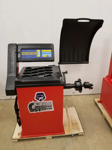 Original Quality Garage Equipment Wheel Balancing Machine Manufacturing Equipment <b>Tire</b> <b>Balancer</b> Machine For Sale Ready To Ship - Product Image 2