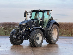 รถแทรกเตอร์เดวท์ซ-ฟาร์ รุ่น AGROTRON 6215 WARRIOR 6155 ปี 2022 ใหม่/มือสอง 155 แรงม้า ขับเคลื่อน 4 ล้อ พร้อมระบบเกียร์และชุดเกียร์ที่แม่นยำ - Product Image 1