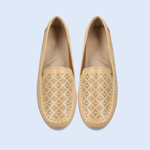 Vente chaude femmes mocassin chaussures en cuir PU doublure intérieure souple finition Laser anti-dérapant pour vêtements de cérémonie en plein air automne été - Product Image 5