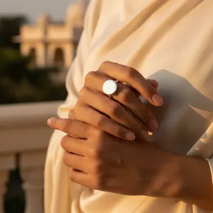 Bague géométrique tendance en argent 925 pour femmes - Bague sertie de zircon - Product Image 2