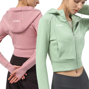 Femmes personnalisé imprimé haut court à capuche Streetwear col roulé fermeture éclair courte hiver coupe-vent 100% coton sport Fitness avant - Product Image 3