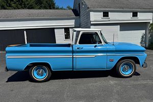 Chevrolet C10 de 1966 en Buen Estado, Recientemente Reacondicionado Mecánicamente, Motor V8 Camaro 327CI Reconstruido - Product Image 2