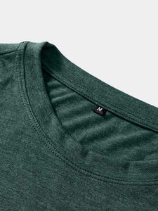 ผู้ผลิตเสื้อยืดผู้ชายผ้าฝ้าย 100% ขายส่งเสื้อผ้าสตรีทแวร์ระดับมืออาชีพ รับออกแบบตามสั่ง เนื้อผ้านุ่ม ระบายอากาศได้ดี เป็นมิตรต่อสิ่งแวดล้อม - Product Image 4