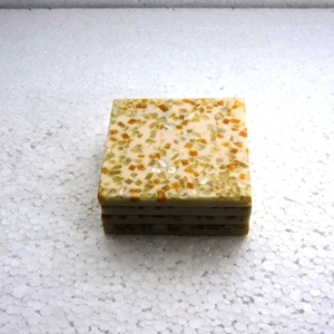 Posavasos de piedra de partículas brillantes amarillentas Mat Pad Producto hecho a mano de alta calidad - Product Image 1